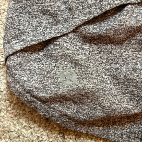 lululemon athletica Women's Gray Speed Up Low-Rise Lined Short 2.5" - Picture 6 of 6